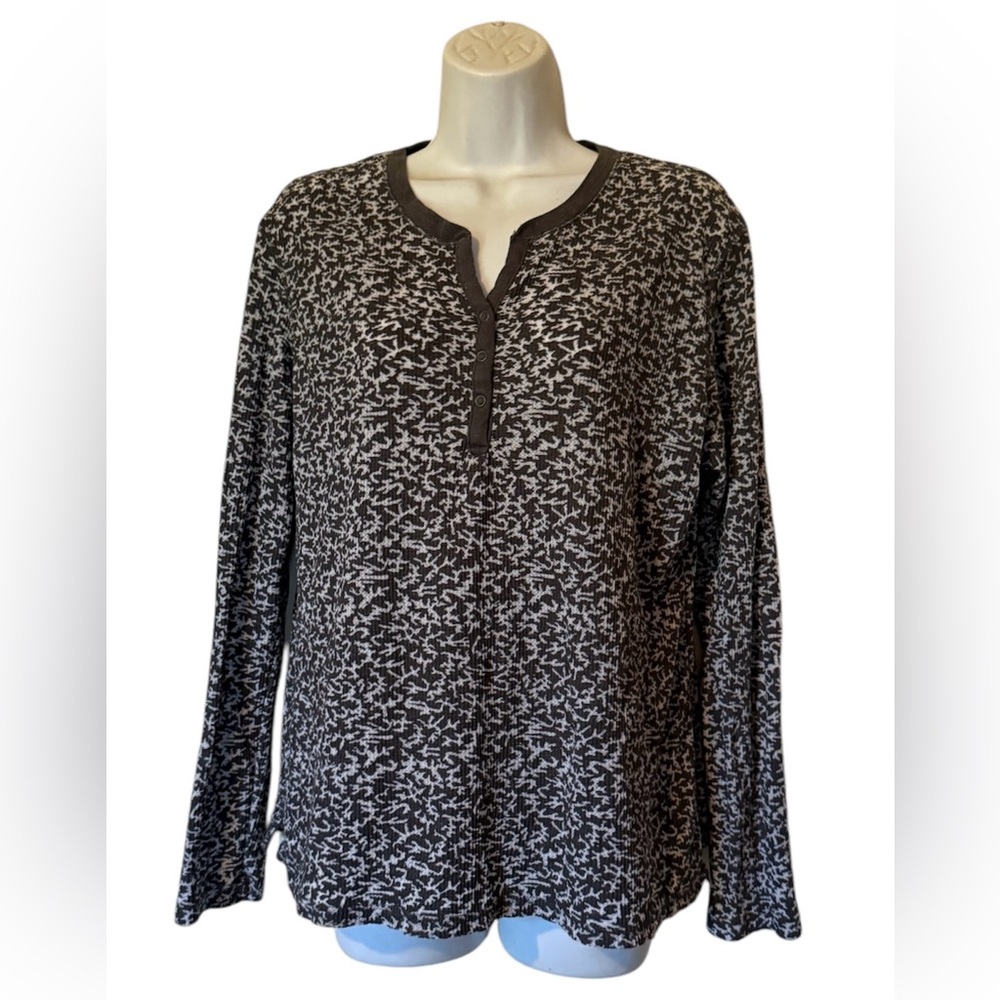 Danskin Now Animal Print Charcoal & White Henley Tee XXL